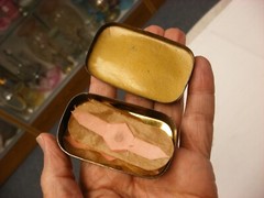 Antique Vtg Medical Pharmacy Drugs – Huhneraugen Lebewohl Corn Farewell Tin