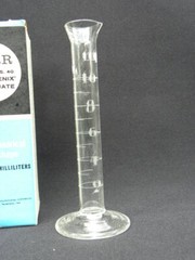 Kerr Glass Pharmaceutical N.B.S. 40 Phenix Graduate Cylindrical Shape Cylinder