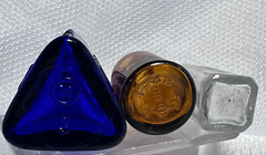 Vtg Blue Brown & Clear Drug Store Pharmaceutical Poison Trial Lot Of 3 Bottles