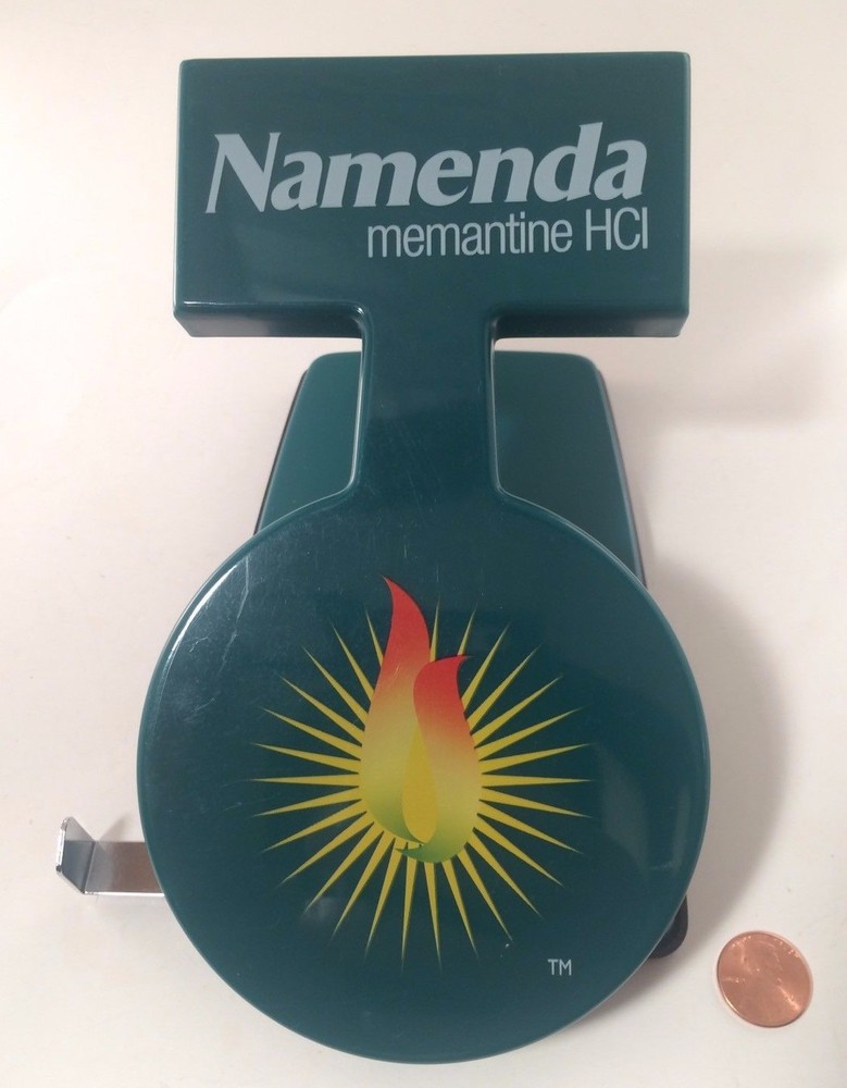 Namenda Pharma Drug Rep Green Two Hole Punch Office Desk Vintage – NICE RARE