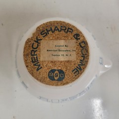 VTG Merck Sharp & Dohme Porcelain Pharmacy Mortar & Pestle Ashtray MSD C. Lamb