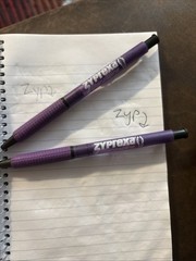 Lot of 2 Purple plastic Zyprexa Pharmaceutical Rep Pens One works, One Doesn’t