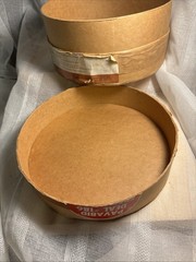 VTG Round Cardboard Pharmacy Container & Lid *Empty Continental Can Co NY Unique