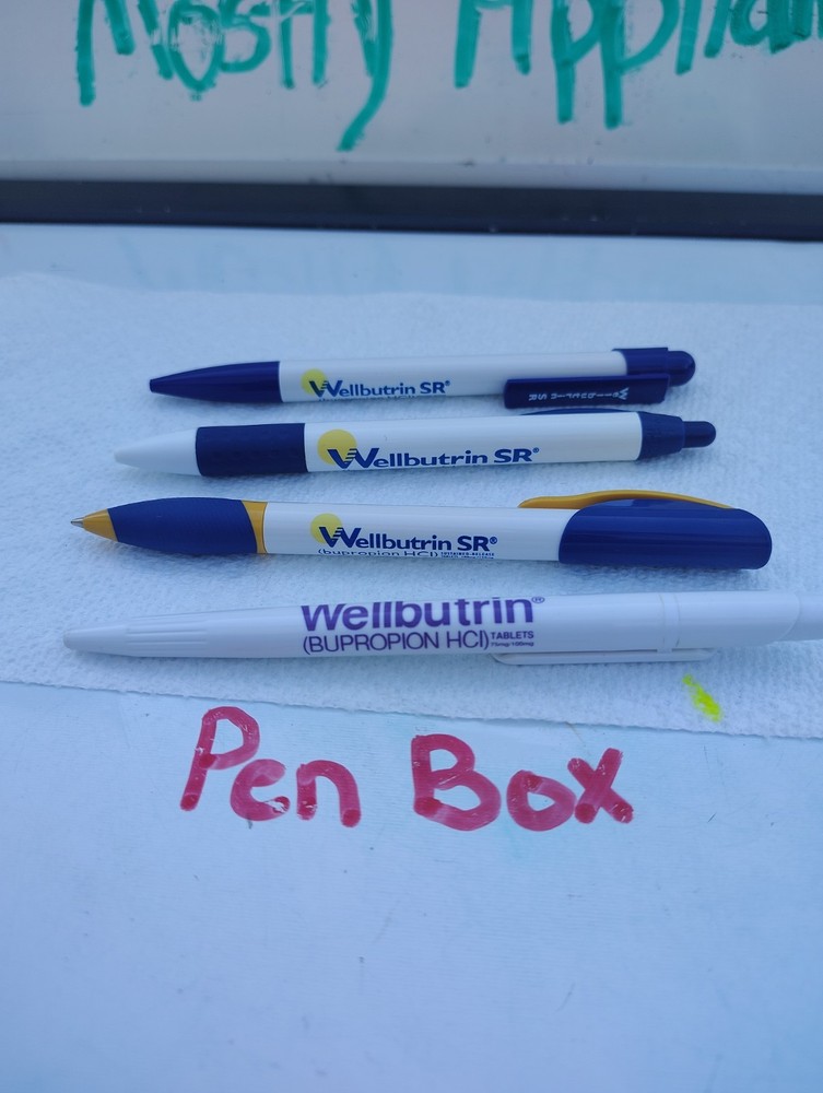 Wellbutrein Pens 4 Lot Drug Rep Plastic Various Pharma Movie Prop New Swag Adver