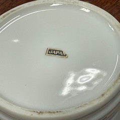 Pair Vintage Porcelain Apothecary Jar Latin Pulvis & Salsus Gold Rim DOM Japan