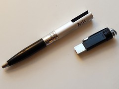 Zetia USB Drive Pen • Pharmaceutical Drug Rep Memorabilia • 124MB With 2007 PDF