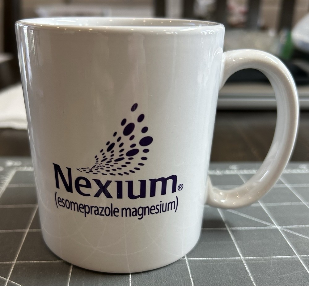 Nexium the Purple Pill AstraZeneca AZ Pharmaceutical Advertising Promotional Mug