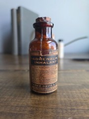 Antique Parke Davis Adrenalin Inhalant Amber Glass Apothecary Medicine Bottle