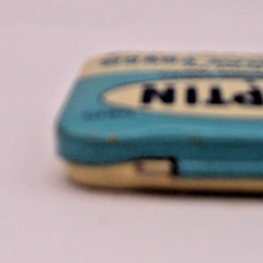 Vintage Kriptin Anti-Histamine Tablets Sm Metal Tin Whitehall Pharmaceutical NY