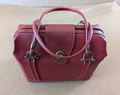 Rare! Vintage Burgundy Maroon Thick Heavy Leather Travel Doctor’s Bag Apothecary