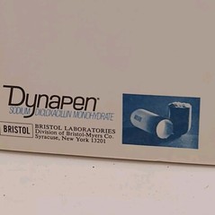 Lot Of 2 Bristol DYNAPEN Drug Rep Paper Note Pads 4 x 6 Inches