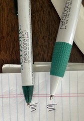 Lot of 2 Drug Rep Serzone Medical Pharmaceutical Pens White Green Grip Working