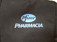 Vintage & Rare Drug Rep Pfizer Pharmacia Tote Bag Front Flap Shoulder Crossbody