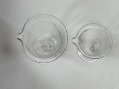 2 Piece Apothecary Clear Medical Measuring Beakers