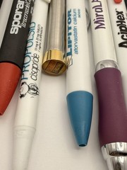 Pharmaceutical Drug Rep Pens Lot Of 10 big pharma *needs ink refills* read*
