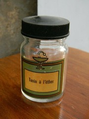 Glass Pharmacy Apothecary Bottle Tannin with Ether
