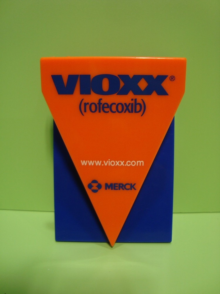 VIOXX Magnetic Clip Merck Pharmaceutical Advertising Promo Item