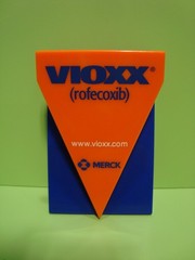 VIOXX Magnetic Clip Merck Pharmaceutical Advertising Promo Item