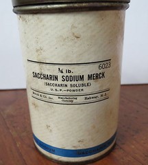 MERCK SACCHARIN SODIUM CONTAINER – VINTAGE PHARMACEUTICAL JAR