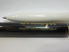 ROERIG UNASYN DRUG REP PEN LOT OF 2 METAL & PLASTIC