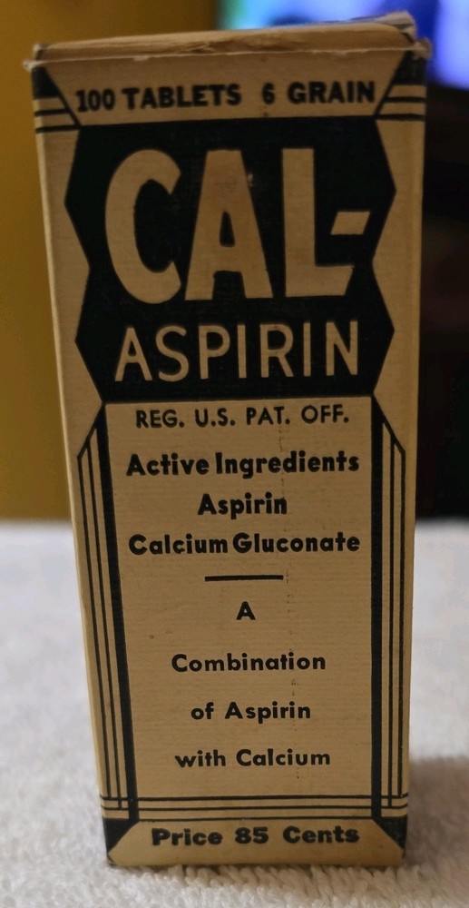 CAL ASPIRIN VINTAGE FULL TUBE IN ORIGINAL BOX, STERLING PRODUCTS, WHEELING