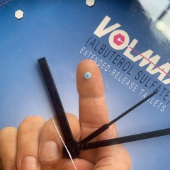 Volmax Wall Clock Vintage Pharmaceutical Drug Rep Promo Item – 12″ Blue NEW