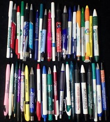 (40) Vintage Random Advertising Pens Healthcare Hospitals Plastic & Metal Lot 77