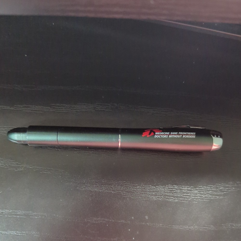 RARE Doctors Without Borders Flashlight Pen Screwdriver Field Multi-Tool