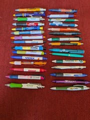 Lot of 30 Vintage Pharmaceutical Drug Rep Promotional Pens Cialis, Lipitor
