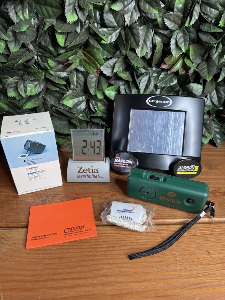 Vintage Pharma Advertising Lot Medical Cordarone Slide Projector Zetia Clock HTF