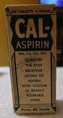 CAL ASPIRIN VINTAGE FULL TUBE IN ORIGINAL BOX, STERLING PRODUCTS, WHEELING