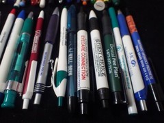 (40) Vintage Random Advertising Pens Healthcare Hospitals Plastic & Metal Lot 77