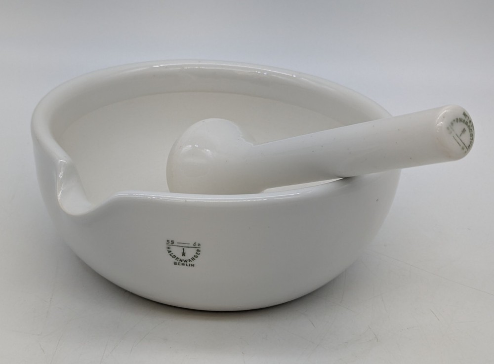 Vtg Haldenwanger Berlin Germany Mortar & Pestle White Porcelain Scientific 6.5″
