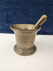 Vintage Brass Coricidin Mortar & Pestle Heavy RARE UNIQUE