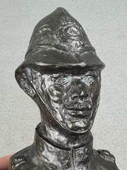 VINTAGE 1977 THE OXFORD BOBBY BOOKEND BUST BRITISH ENGLAND BRISTOL LABORATORIES