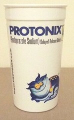 BRAND NEW PROTONIX I.V. 40 mg PLASTIC CUP PHARMACEUTICAL DRUG REP ITEM