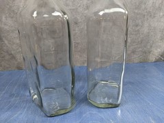 Lot of 2 Vintage Label-Rite 32 oz Glass Bottles Caps Pharmacy Graduated Embossed