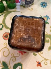 Vintage Old Orchard Pharmacy Brown Glass Prescription Bottle FACC Capsules Roche