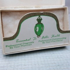 Vintage Harvey & Carey Prescription Service Hinged Pill Box Pharmacy 2.5 x 1.5″
