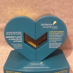 plastic Jardiance pharmacutical display Heart with base diabetes magnetic