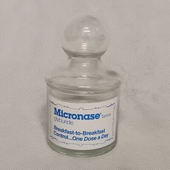 Micronase Drug Rep Pharmaceutical Advertising Apothecary Jar With Lid Glass