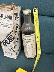**RARE**1950’s Pe-Ru-Na Iron Tonic Chicago Ill 8 5/8 “ CLEAR Medicine bottle**